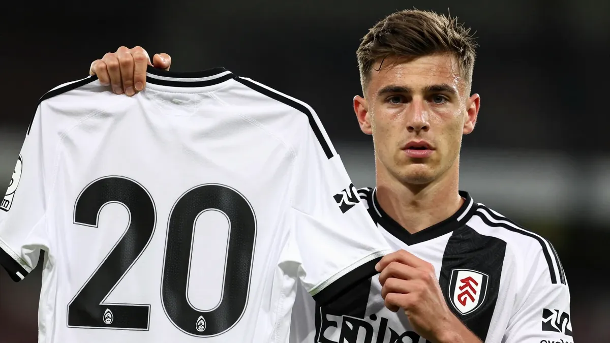 Fulham FC have confirmed the squad numbers for their three deadline day signings, Hugo Larsson, Manuel Ángel and David...